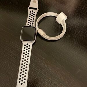 Silver aluminum Nike Apple Watch Series 5